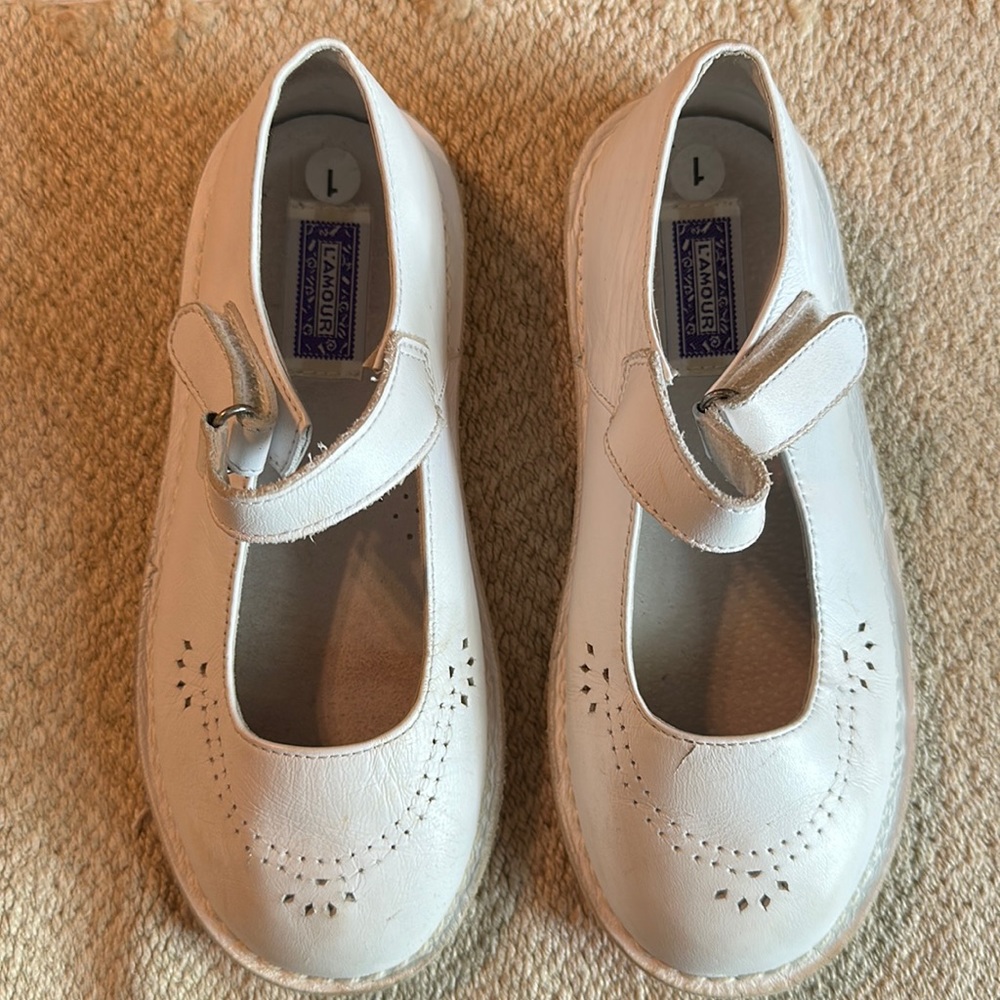 L’Amour Antonia Perforated Classic Leather Mary Jane Shoes
